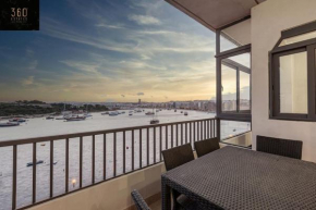 Seafront 4BR APT with mesmerising Balcony & VIEWS by 360 Estates